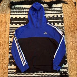 Boys adidas hoodie med- 10/12